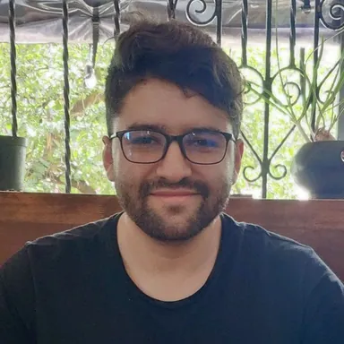 Portrait of Juan Manuel, co-founder and CEO of Infinity Bytes IT
